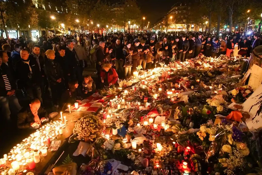 Remembrance of november 2015 paris attacks victims